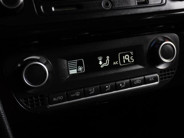 Volkswagen Polo V с пробегом 2014 года, цена 1 059 000 рублей, 98433 км, седан, Автокод Объявления