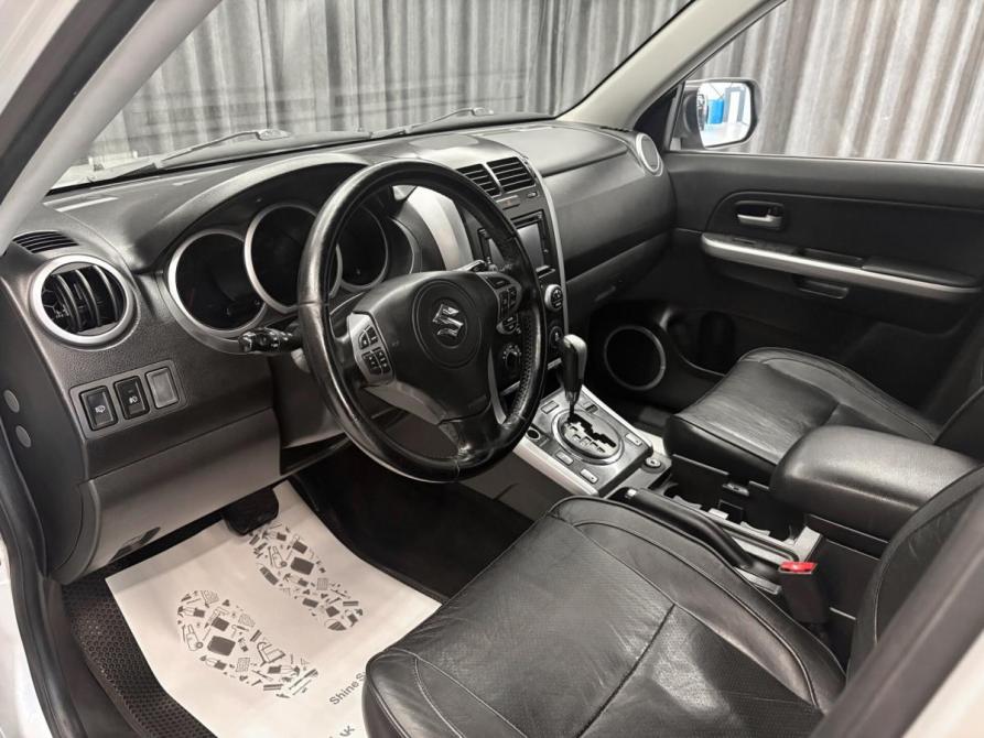 Suzuki Grand Vitara II Рестайлинг 2 Красноярск  - изображение 9