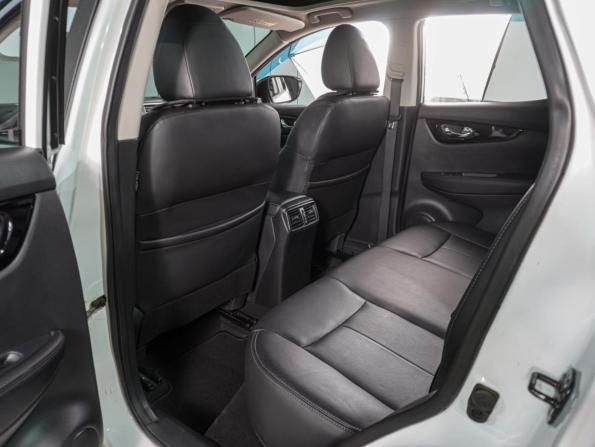 Nissan Qashqai II с пробегом 2017 года, цена 1 999 000 рублей, 89383 км, внедорожник, Автокод Объявления