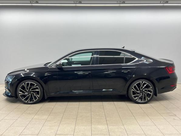 Skoda Superb III с пробегом 2017 года, цена 1 890 000 рублей, 143888 км, лифтбек, Автокод Объявления