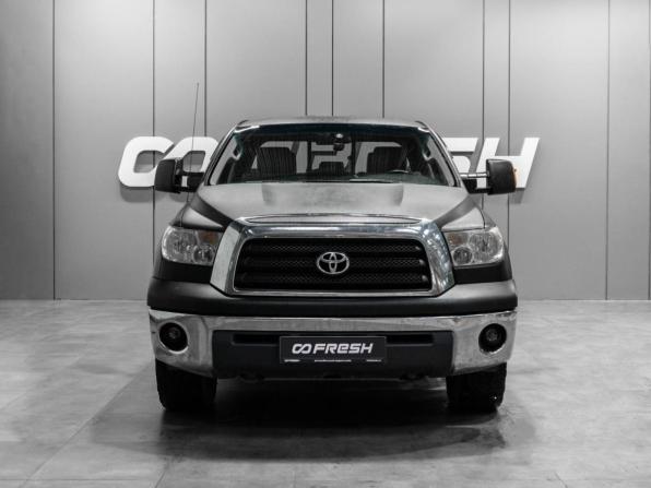 Toyota Tundra II с пробегом 2009 года, цена 2 850 000 рублей, 329131 км, offers.body_type.unknown, Автокод Объявления