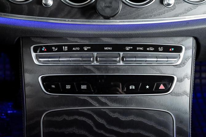 Mercedes-Benz E-Класс V (W213 S213 C238) с пробегом 2021 года, цена 3 990 000 рублей, 58050 км, седан, Автокод Объявления