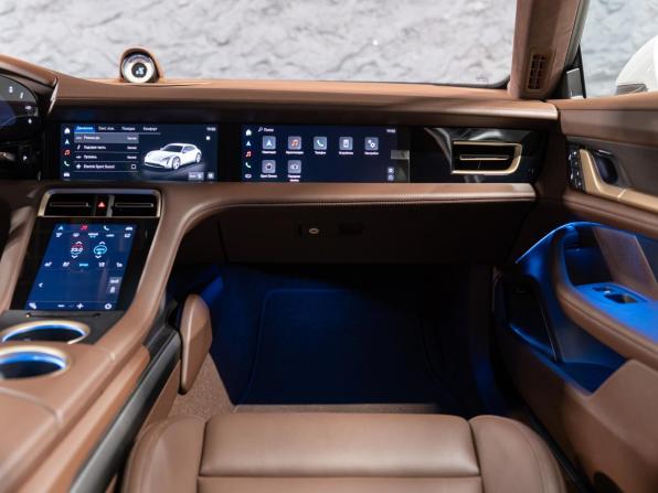 Новый Porsche Taycan I Рестайлинг 2025 года, цена 27 990 000 рублей, универсал, Автокод Объявления