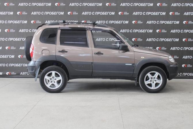 Chevrolet Niva I Рестайлинг с пробегом 2013 года, цена 438 000 рублей, 144000 км, внедорожник, Автокод Объявления