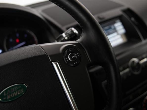 Land Rover Freelander II Рестайлинг 2 с пробегом 2014 года, цена 1 699 000 рублей, 215364 км, внедорожник, Автокод Объявления