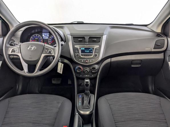 Hyundai Solaris I Рестайлинг с пробегом 2015 года, цена 1 145 000 рублей, 72454 км, седан, Автокод Объявления