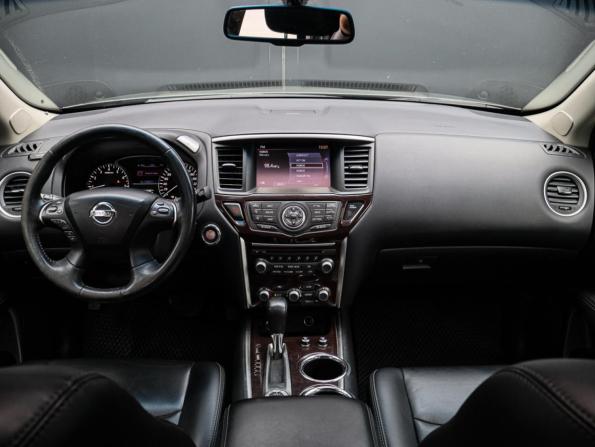 Nissan Pathfinder IV с пробегом 2016 года, цена 2 030 000 рублей, 111335 км, внедорожник, Автокод Объявления