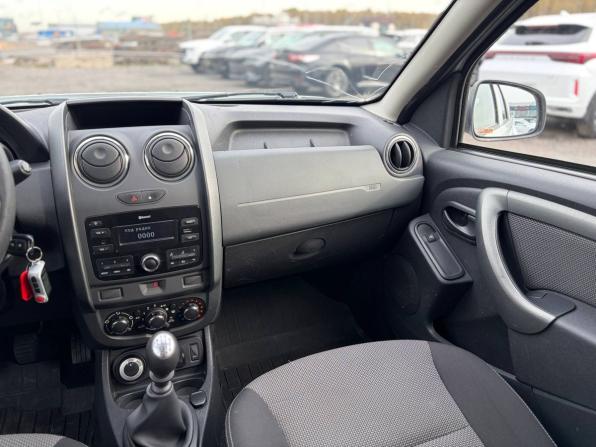 Renault Duster I Рестайлинг с пробегом 2017 года, цена 1 205 000 рублей, 129000 км, внедорожник, Автокод Объявления