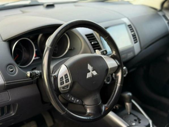 Mitsubishi Outlander II Рестайлинг с пробегом 2009 года, цена 1 270 000 рублей, 98800 км, внедорожник, Автокод Объявления