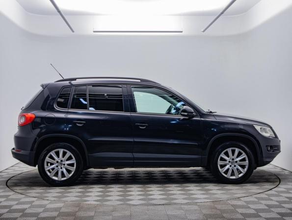 Volkswagen Tiguan I с пробегом 2011 года, цена 897 000 рублей, 306668 км, внедорожник, Автокод Объявления