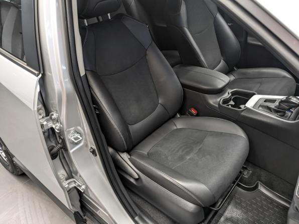 Toyota RAV4 V (XA50) с пробегом 2021 года, цена 3 280 000 рублей, 106000 км, внедорожник, Автокод Объявления