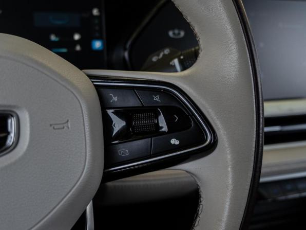 Geely Monjaro I с пробегом 2023 года, цена 3 050 000 рублей, 72277 км, внедорожник, Автокод Объявления