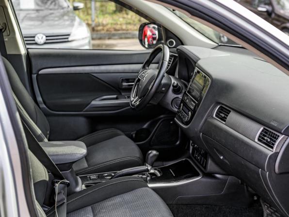 Mitsubishi Outlander III Рестайлинг 2 с пробегом 2018 года, цена 1 450 000 рублей, 243666 км, внедорожник, Автокод Объявления