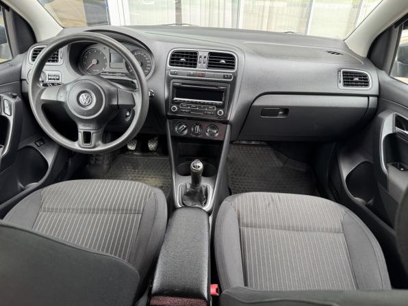 Volkswagen Polo V с пробегом 2011 года, цена 650 000 рублей, 203890 км, седан, Автокод Объявления