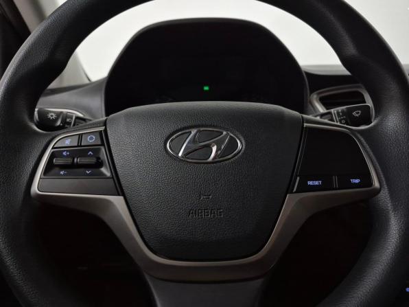 Hyundai Solaris II с пробегом 2019 года, цена 1 425 000 рублей, 102570 км, седан, Автокод Объявления