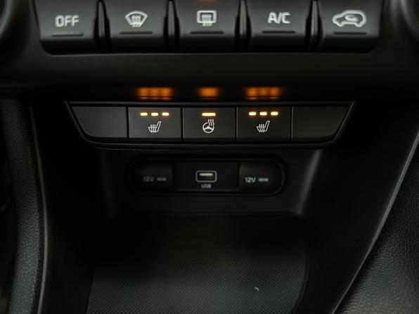Kia Sportage IV Рестайлинг с пробегом 2019 года, цена 1 770 000 рублей, 195995 км, внедорожник, Автокод Объявления
