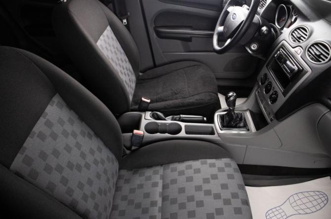 Ford Focus II Рестайлинг с пробегом 2008 года, цена 649 000 рублей, 247271 км, хэтчбек, Автокод Объявления