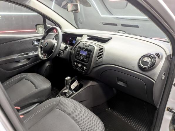 Renault Kaptur I с пробегом 2017 года, цена 1 225 000 рублей, 95588 км, внедорожник, Автокод Объявления