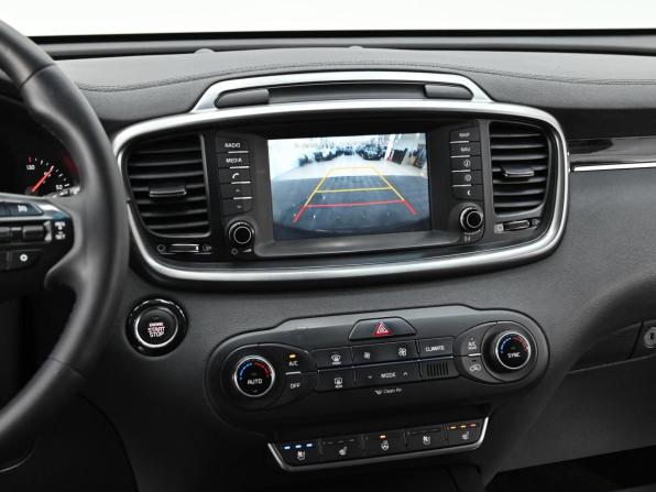 Kia Sorento III Prime с пробегом 2016 года, цена 1 899 000 рублей, 141000 км, внедорожник, Автокод Объявления