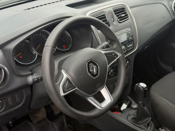 Renault Sandero II Рестайлинг с пробегом 2018 года, цена 1 249 000 рублей, 58800 км, хэтчбек, Автокод Объявления