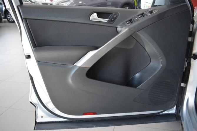 Volkswagen Tiguan I с пробегом 2009 года, цена 1 340 000 рублей, 127000 км, внедорожник, Автокод Объявления