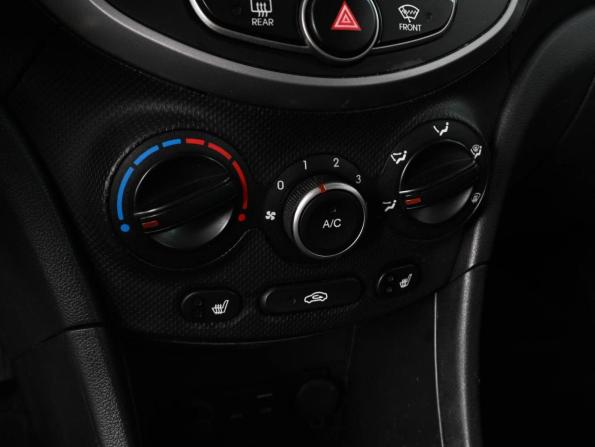 Hyundai Solaris I Рестайлинг с пробегом 2016 года, цена 1 079 000 рублей, 176512 км, седан, Автокод Объявления