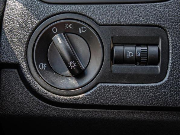 Volkswagen Polo V Рестайлинг с пробегом 2019 года, цена 1 370 000 рублей, 88756 км, седан, Автокод Объявления
