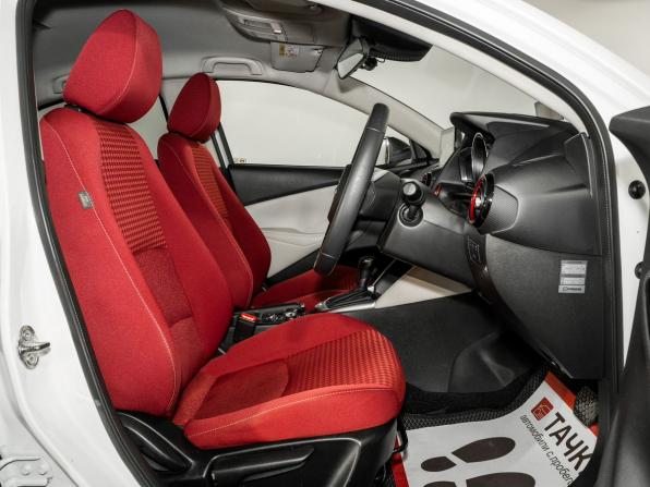 Mazda Demio IV (DJ) с пробегом 2018 года, цена 1 099 500 рублей, 90320 км, хэтчбек, Автокод Объявления