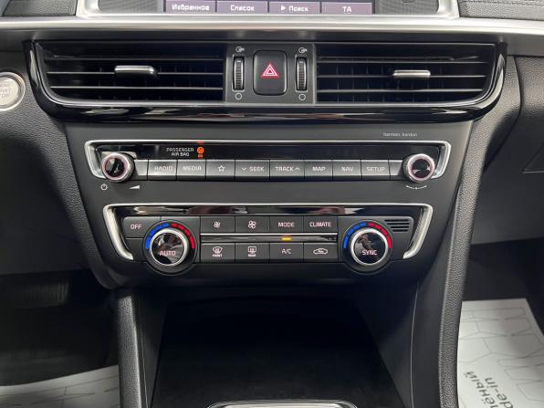 Kia Optima IV Рестайлинг с пробегом 2018 года, цена 1 995 000 рублей, 160262 км, седан, Автокод Объявления