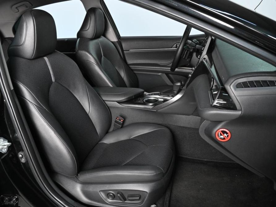 Toyota Camry VIII (XV70) Рестайлинг Ростов-на-Дону  - изображение 8