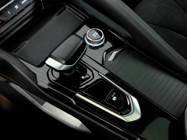 Geely Monjaro I с пробегом 2024 года, цена 3 250 000 рублей, 59655 км, внедорожник, Автокод Объявления