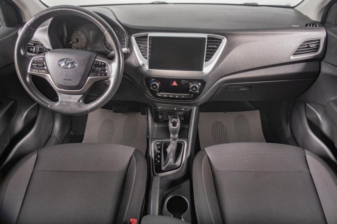 Hyundai Solaris II с пробегом 2019 года, цена 1 359 000 рублей, 150000 км, седан, Автокод Объявления