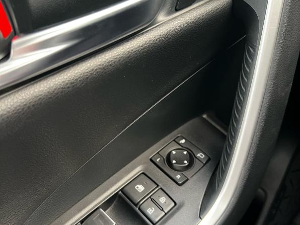 Toyota RAV4 V (XA50) с пробегом 2021 года, цена 4 350 000 рублей, 73045 км, внедорожник, Автокод Объявления