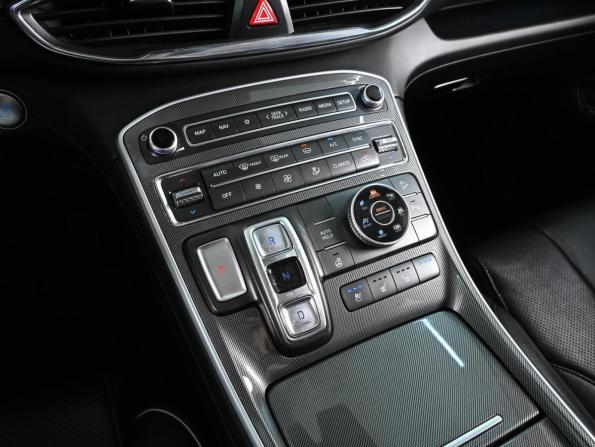 Hyundai Santa Fe IV Рестайлинг с пробегом 2021 года, цена 3 229 000 рублей, 148636 км, внедорожник, Автокод Объявления