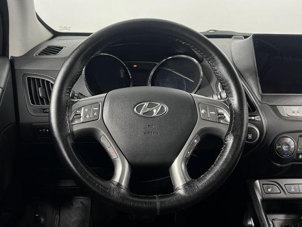 Hyundai ix35 I Рестайлинг с пробегом 2015 года, цена 1 415 200 рублей, 185908 км, внедорожник, Автокод Объявления