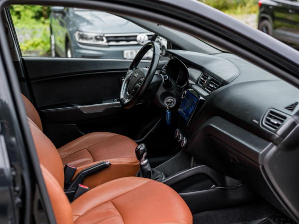 Kia Rio III Рестайлинг с пробегом 2016 года, цена 775 000 рублей, 258093 км, седан, Автокод Объявления