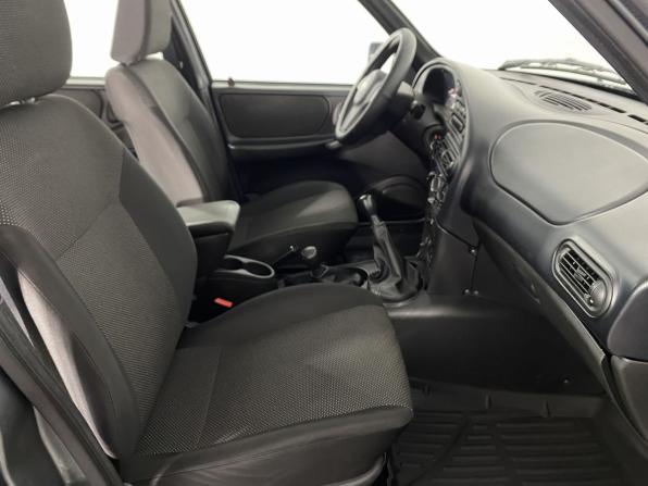 Chevrolet Niva I Рестайлинг с пробегом 2017 года, цена 684 000 рублей, 127859 км, внедорожник, Автокод Объявления