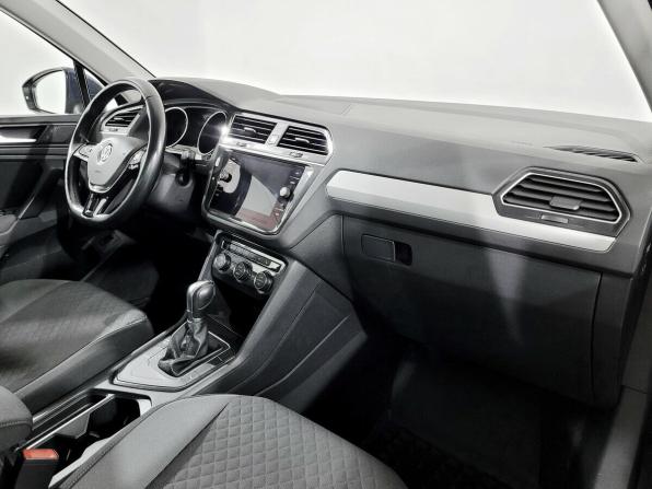 Volkswagen Tiguan II с пробегом 2019 года, цена 2 040 000 рублей, 146066 км, внедорожник, Автокод Объявления