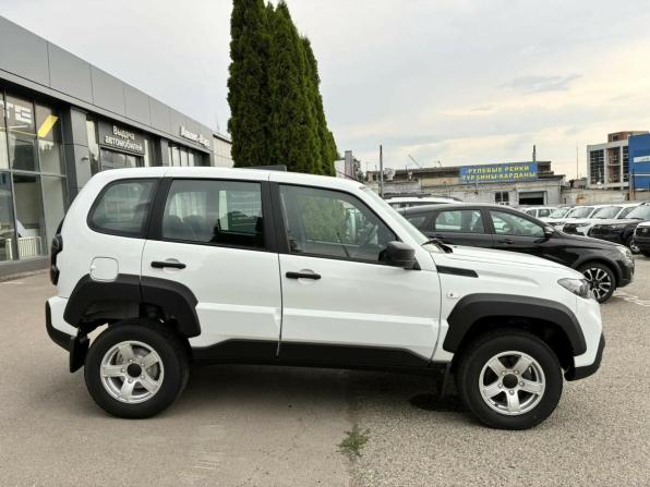 Lada (ВАЗ) Niva Travel I с пробегом 2024 года, цена 1 399 000 рублей, 14 км, внедорожник, Автокод Объявления