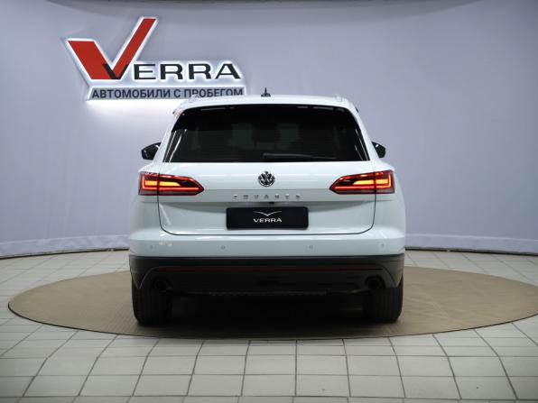 Volkswagen Touareg III с пробегом 2019 года, цена 3 790 000 рублей, 238934 км, внедорожник, Автокод Объявления