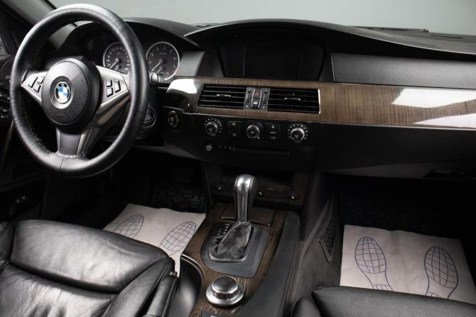 BMW 5 серии V (E60/E61) с пробегом 2006 года, цена 1 349 000 рублей, 232000 км, седан, Автокод Объявления