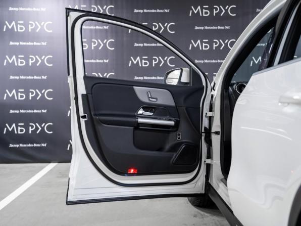 Новый Mercedes-Benz GLA II (H247) Рестайлинг 2025 года, цена 5 470 000 рублей, внедорожник, Автокод Объявления