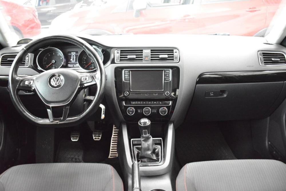 Volkswagen Jetta VI Рестайлинг Киров  - изображение 14