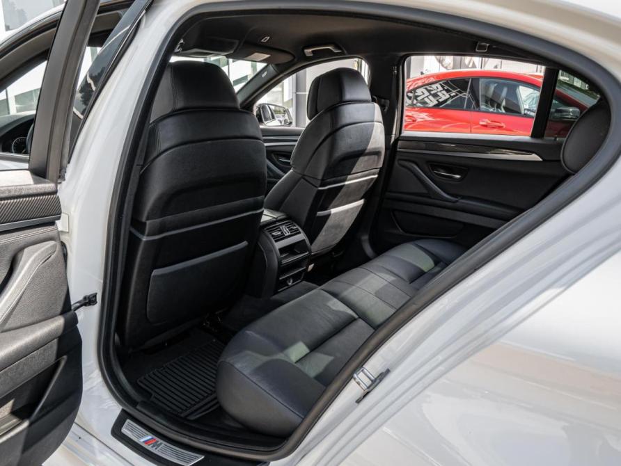 BMW 5 серии VI (F10/F11/F07) Рестайлинг Краснодар  - изображение 11