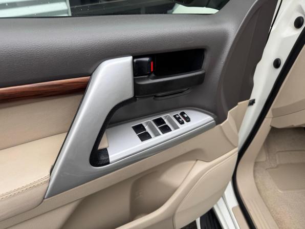 Toyota Land Cruiser 200 Series Рестайлинг 2 с пробегом 2020 года, цена 7 690 000 рублей, 79155 км, внедорожник, Автокод Объявления