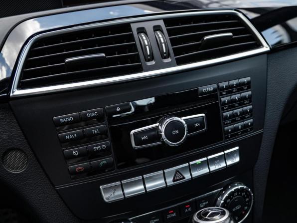Mercedes-Benz C-Класс III (W204) Рестайлинг с пробегом 2013 года, цена 1 749 000 рублей, 200449 км, седан, Автокод Объявления