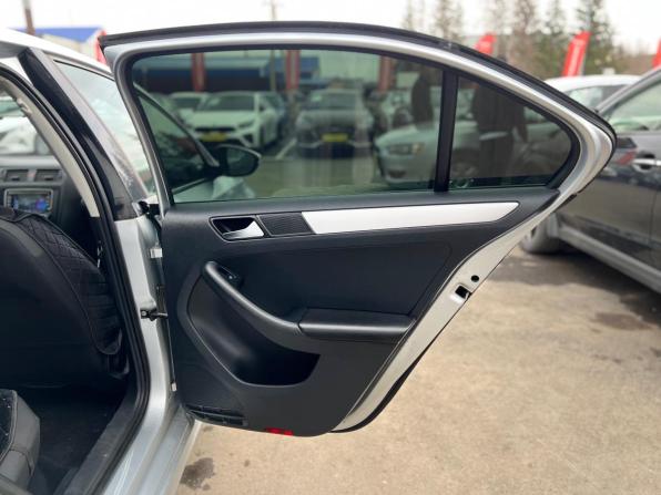 Volkswagen Jetta VI с пробегом 2012 года, цена 960 000 рублей, 217000 км, седан, Автокод Объявления