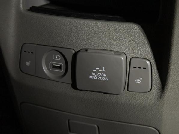 Kia Carnival III с пробегом 2017 года, цена 2 299 585 рублей, 152000 км, минивэн, Автокод Объявления
