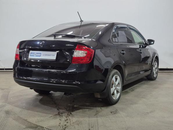 Skoda Rapid I с пробегом 2016 года, цена 990 000 рублей, 109310 км, лифтбек, Автокод Объявления