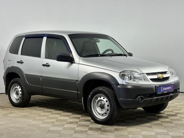 Chevrolet Niva I Рестайлинг с пробегом 2018 года, цена 810 000 рублей, 60055 км, внедорожник, Автокод Объявления
